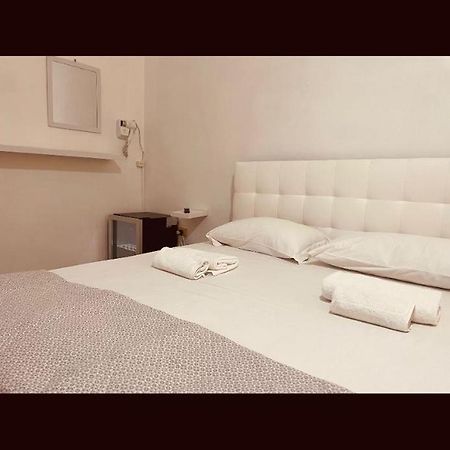 Hostel Bb La Fenice Napoli Ngoại thất bức ảnh