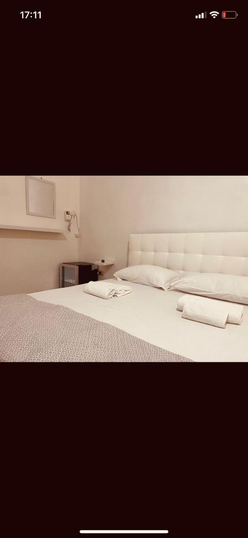 Hostel Bb La Fenice Napoli Ngoại thất bức ảnh